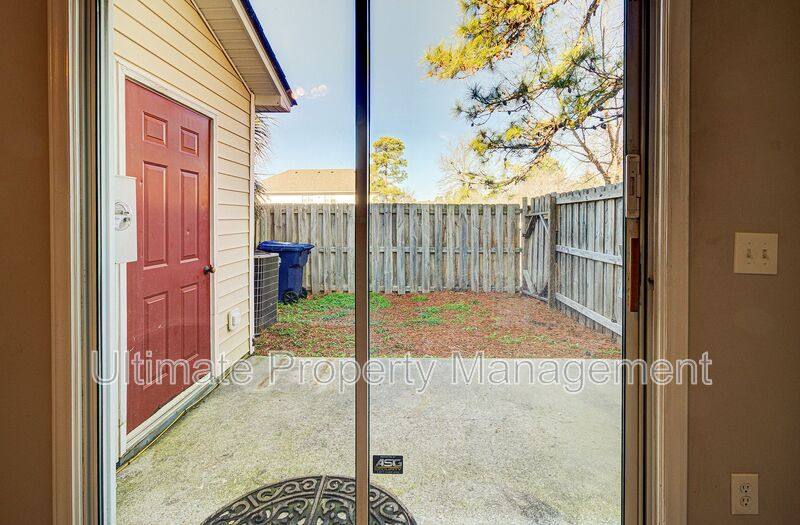 Townhouse for rent at 741 Sunseeker Dr, Wilmington, NC 28411