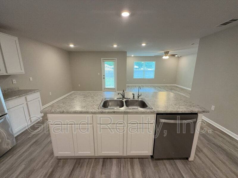 House for rent at 4407 White Cedar Court, Milton, FL 32571