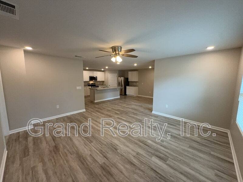 House for rent at 4407 White Cedar Court, Milton, FL 32571