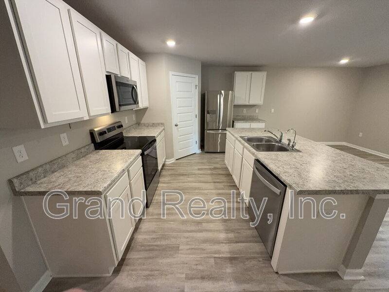 House for rent at 4407 White Cedar Court, Milton, FL 32571
