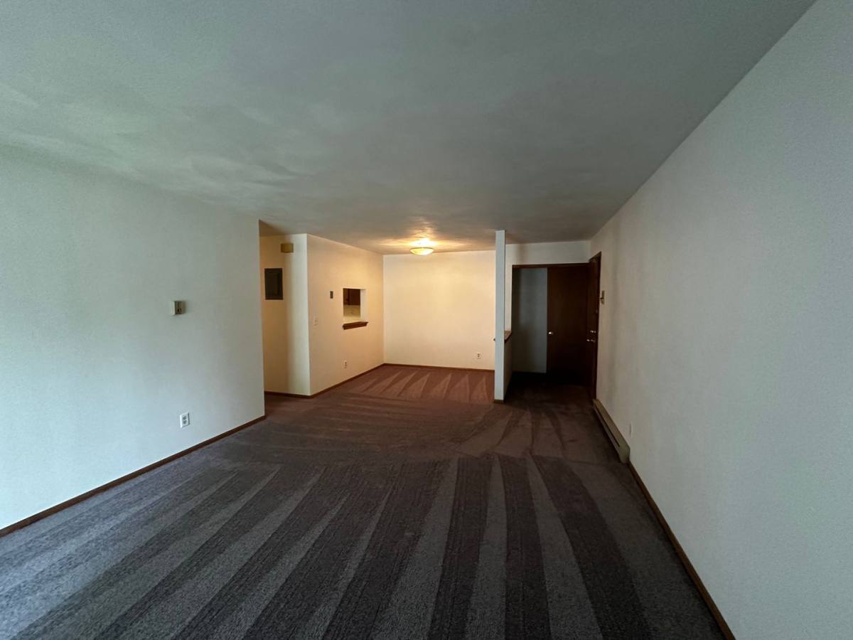 Apartment for rent at 2025 W Wall St, Janesville, WI 53548