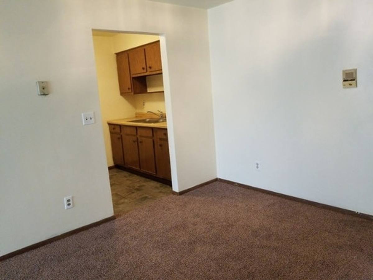 Apartment for rent at 2025 W Wall St, Janesville, WI 53548