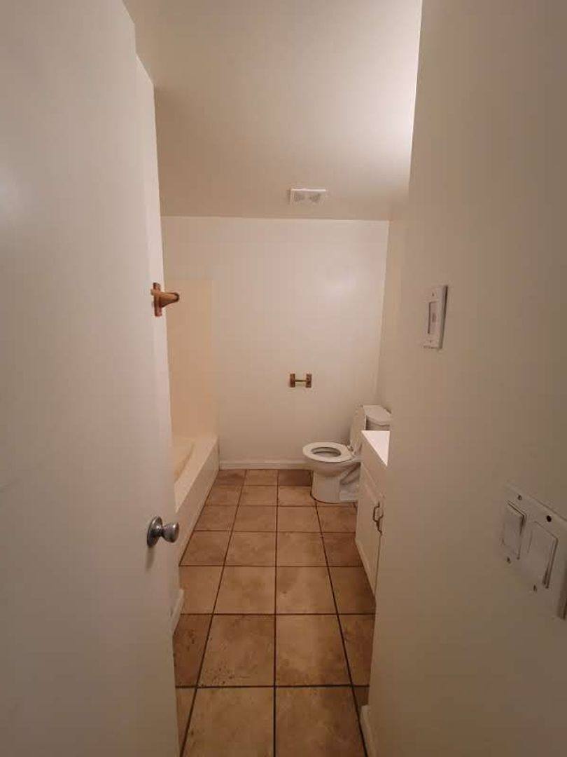 Apartment for rent at 13323 & 13325 Clairmont Way, Oregon City, OR 97045