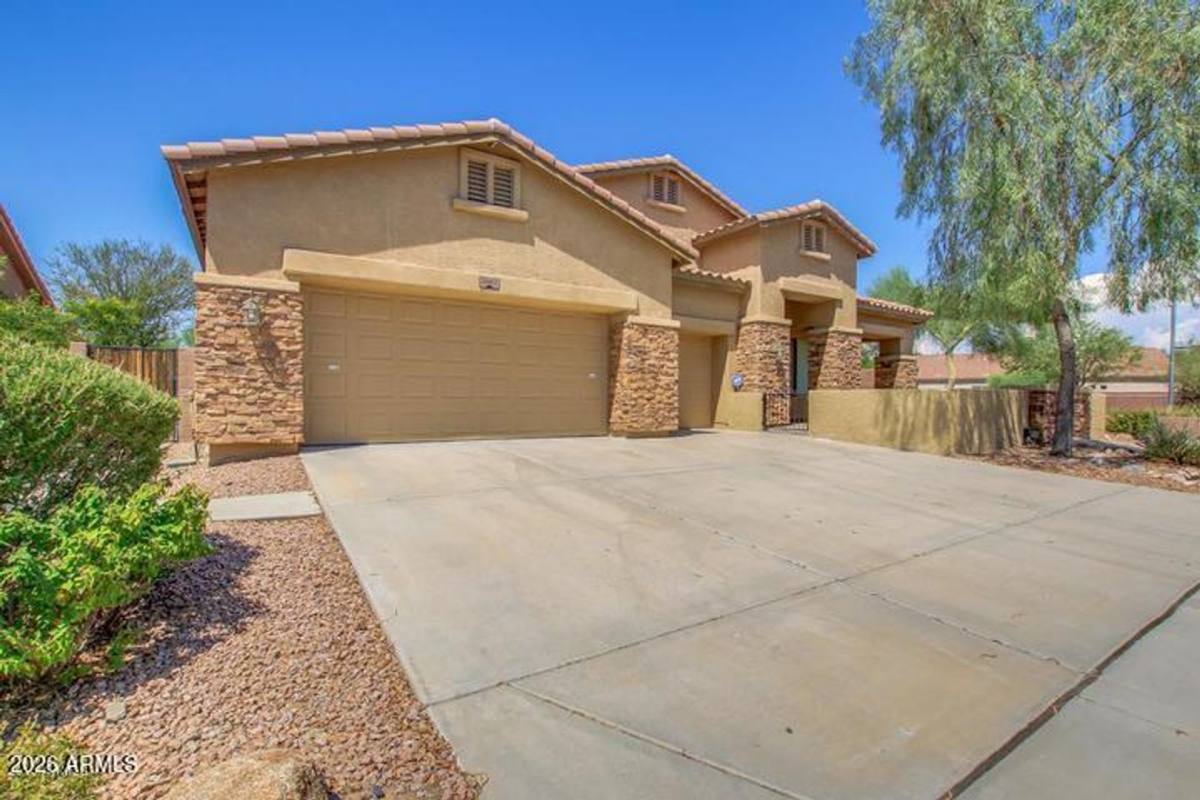 House for rent at 26812 N 23rd Dr, Phoenix, AZ 85085