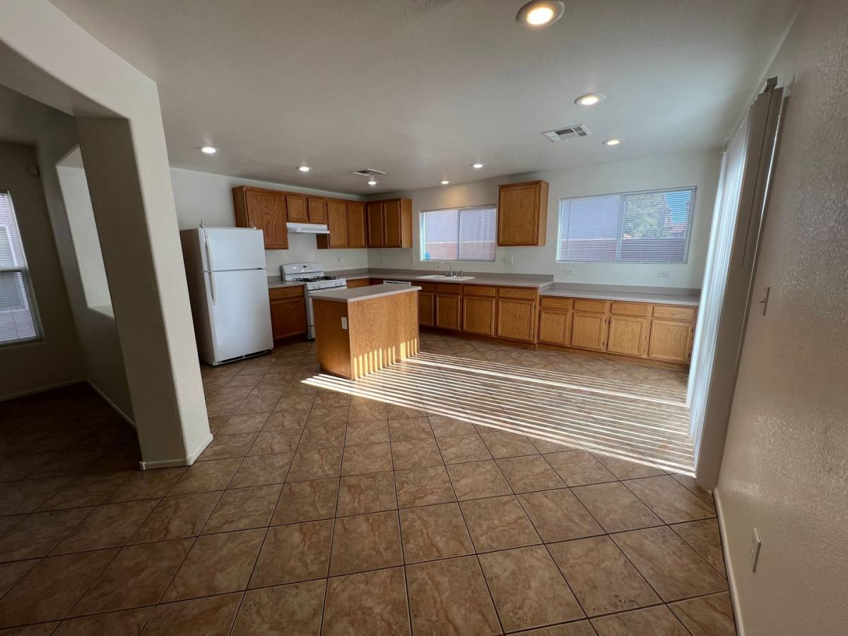 House for rent at 718 Thornford St, Las Vegas, NV 89178
