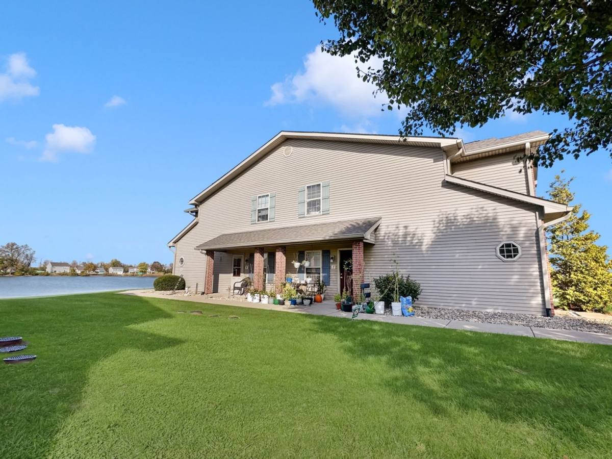 Apartment for rent at 2303 N Broadway St, Greensburg, IN 47240