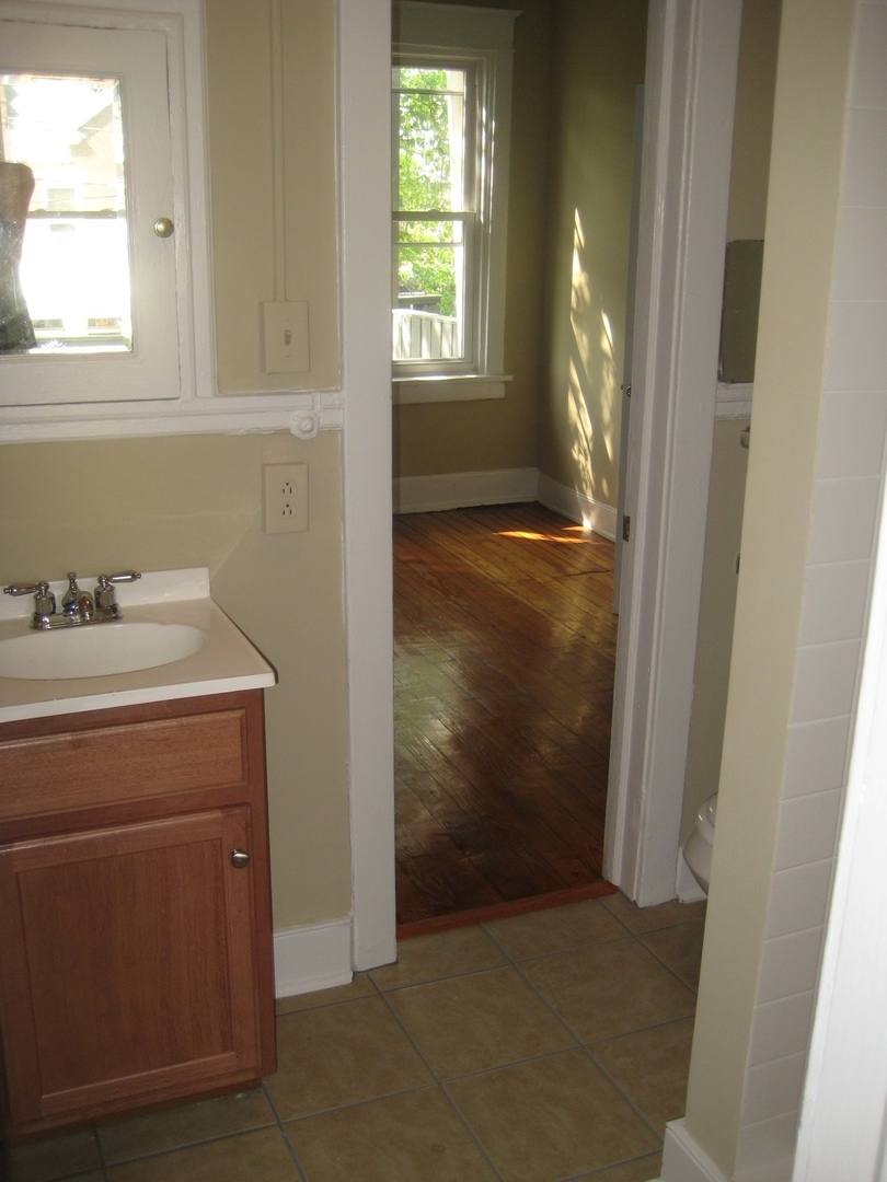 Apartment for rent at 20 S Allen Ave, Richmond, VA 23220