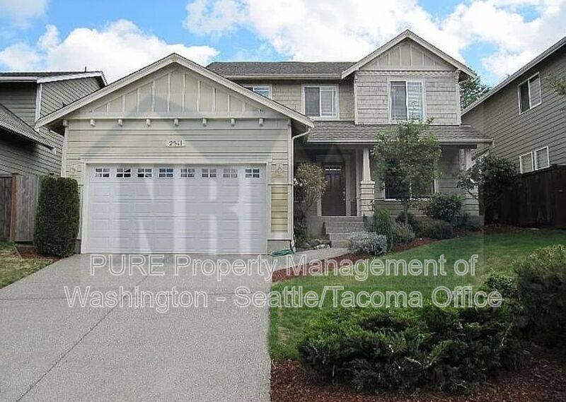 House for rent at 2511 10th St SW, Puyallup, WA 98373