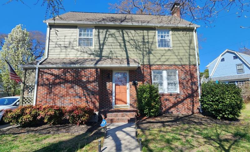 House for rent at 300 Russell St, Portsmouth, VA 23707