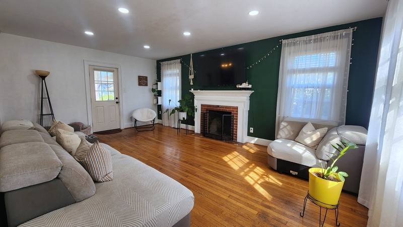 House for rent at 300 Russell St, Portsmouth, VA 23707