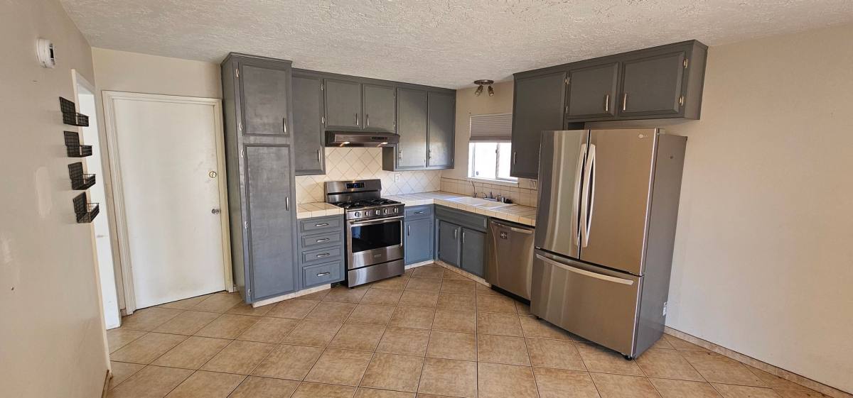 House for rent at 812 Kinnett Ave, Ridgecrest, CA 93555