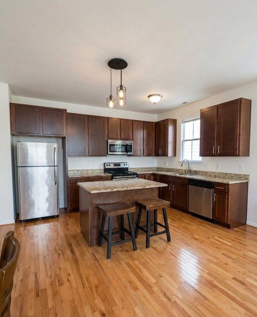 Apartment for rent at 2008 Cedar St, Richmond, VA 23223