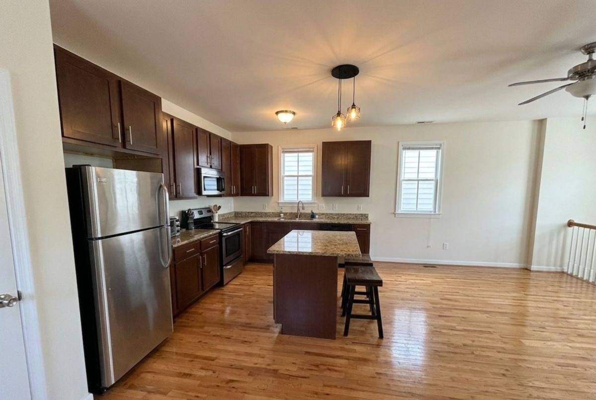 Apartment for rent at 2008 Cedar St, Richmond, VA 23223