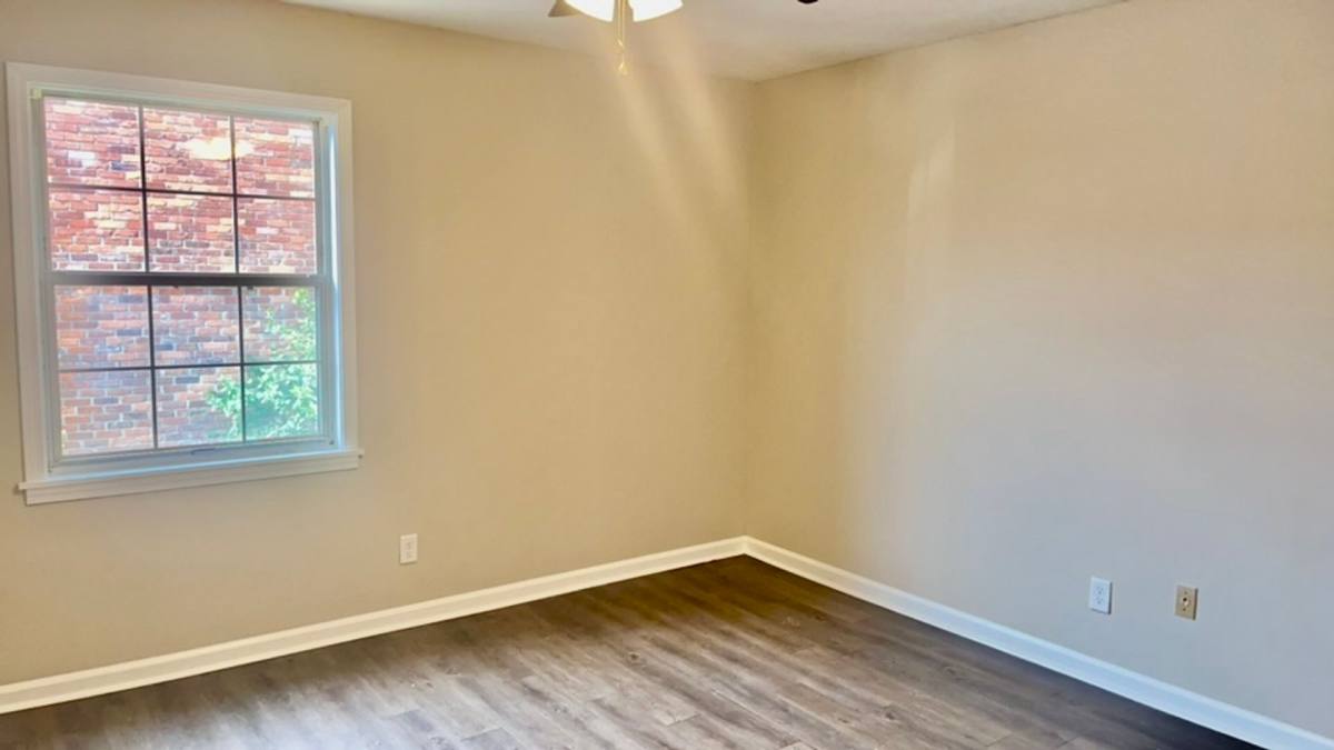 Apartment for rent at 317 E 8th St, Rome, GA 30161