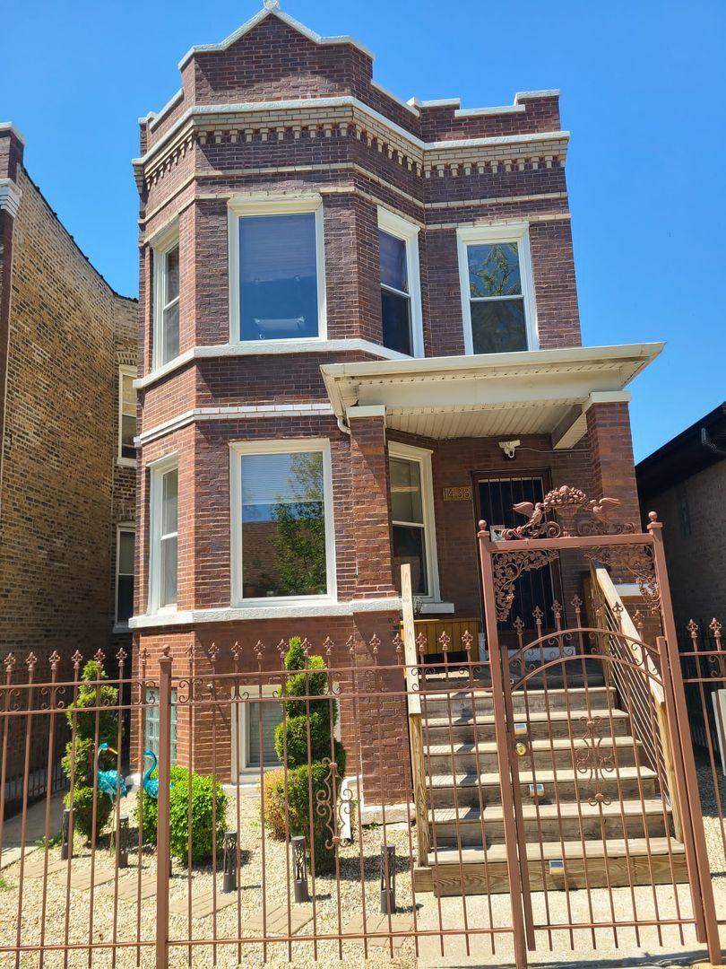 Apartment for rent at 1438 N Central Park Ave, Chicago, IL 60651