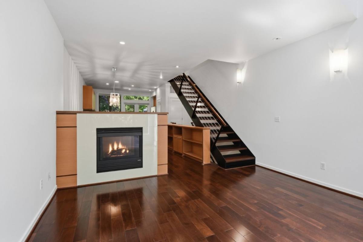 Townhouse for rent at 10575 NE 12th Place, Bellevue, WA 98004