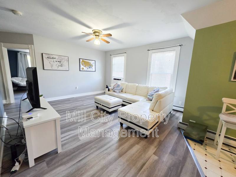 Apartment for rent at 463 Lake Ave #2, Manchester, NH 03103