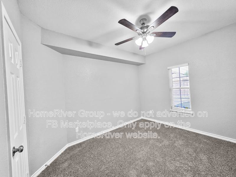 House for rent at 124 Clear Creek Dr, Red Oak, TX 75154