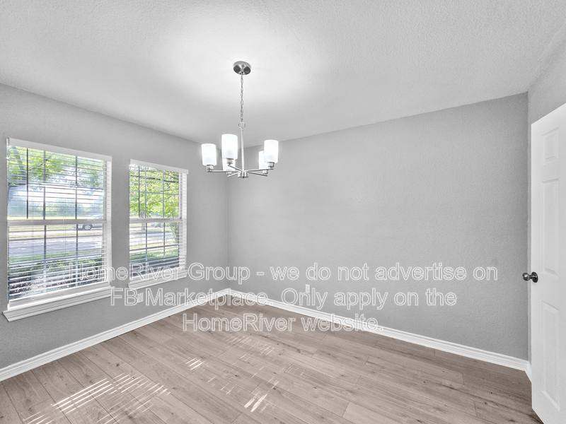 House for rent at 124 Clear Creek Dr, Red Oak, TX 75154