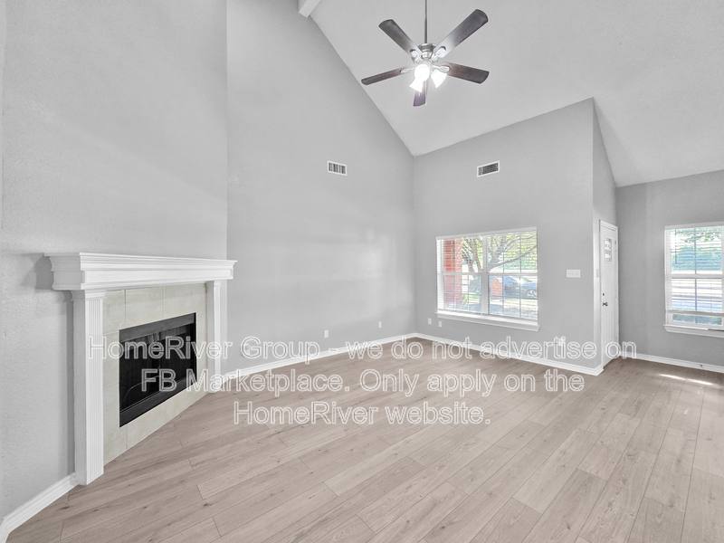 House for rent at 124 Clear Creek Dr, Red Oak, TX 75154