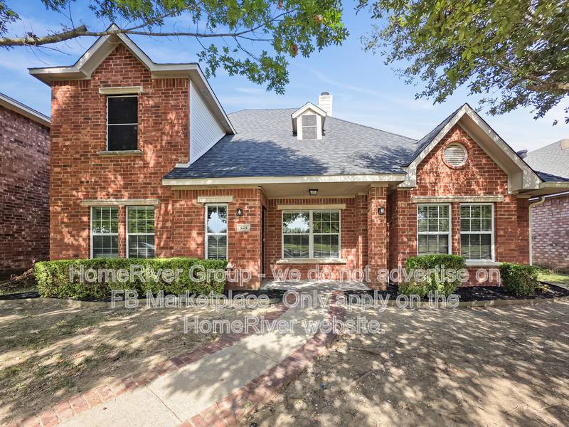 House for rent at 124 Clear Creek Dr, Red Oak, TX 75154