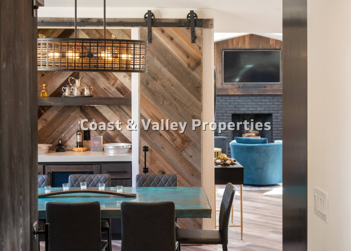 Apartment for rent at 27610 & 27612 Schulte Rd, Carmel, CA 93923