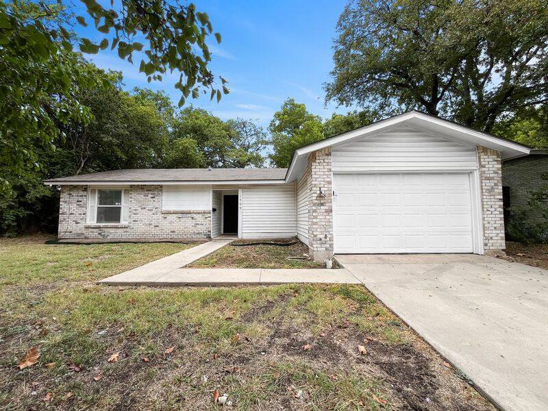 House for rent at 1509 Quail Dr, Garland, TX 75040
