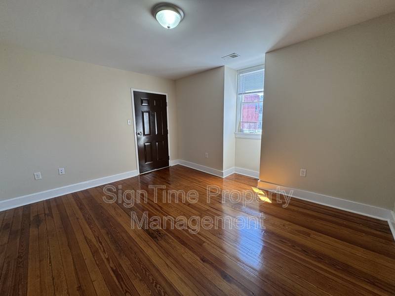 Apartment for rent at 28-30 E Franklin St, Hagerstown, MD 21740