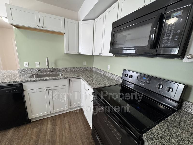 Apartment for rent at 28-30 E Franklin St, Hagerstown, MD 21740