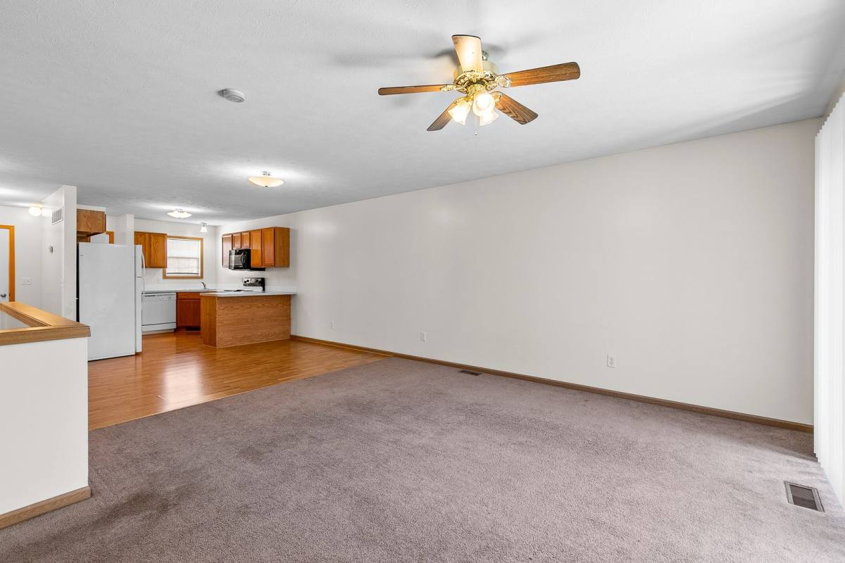 Apartment for rent at 7223-7229 Silverthorn, Lincoln, NE 68521