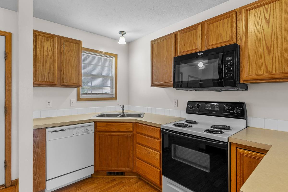 Apartment for rent at 7223-7229 Silverthorn, Lincoln, NE 68521