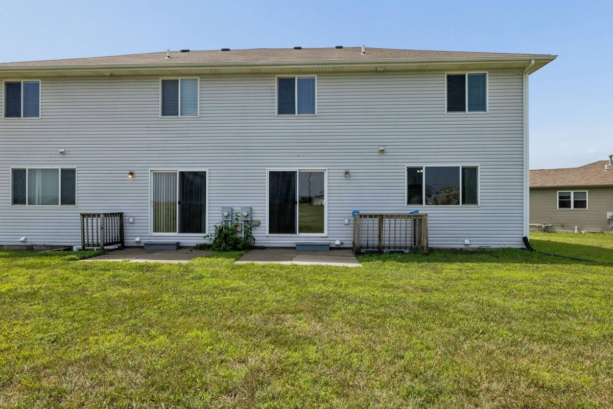 Apartment for rent at 7261-7265 Dorchester, Lincoln, NE 68521