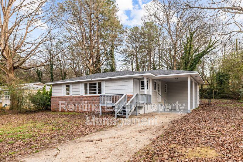 House for rent at 221 Lawson Rd, Birmingham, AL 35215