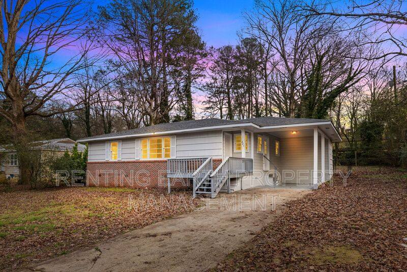 House for rent at 221 Lawson Rd, Birmingham, AL 35215