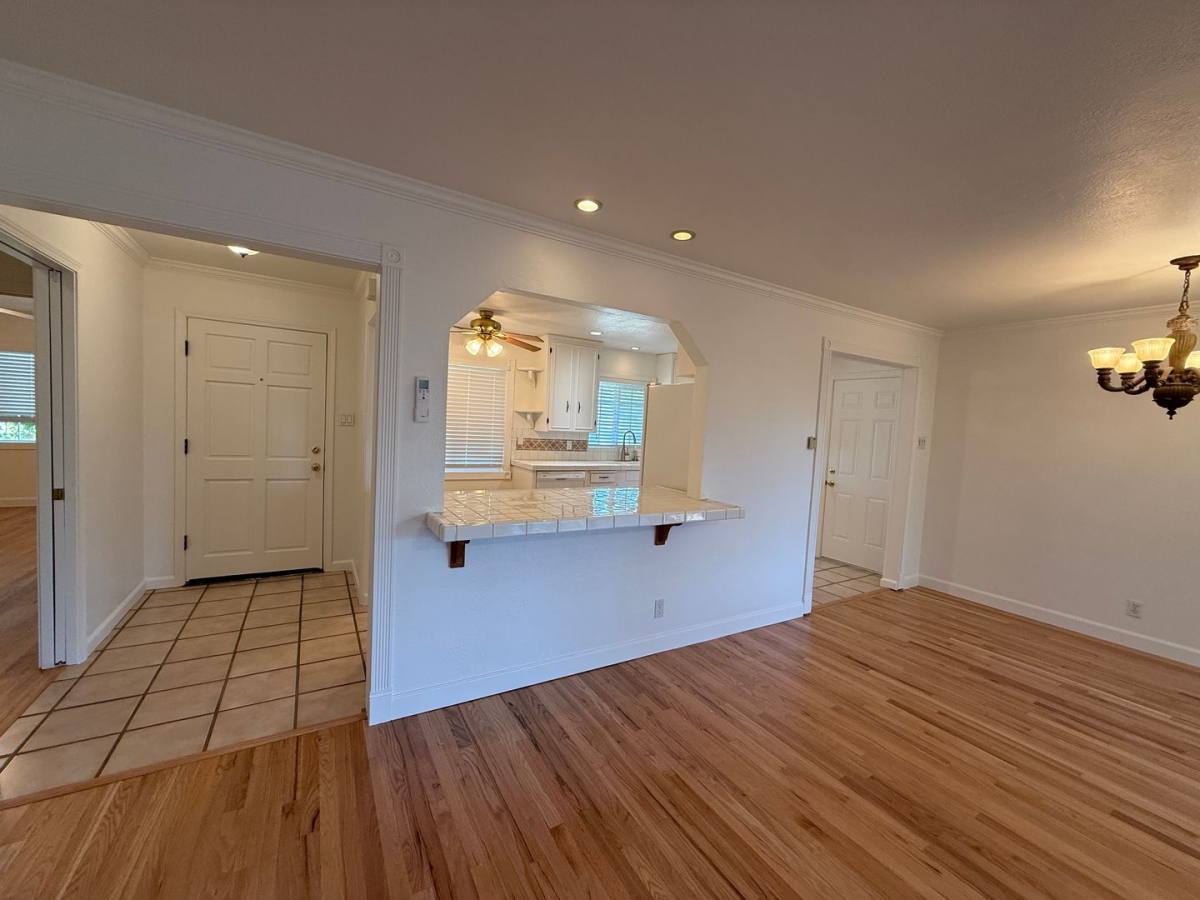 House for rent at 830 W Vine St, Lodi, CA 95240