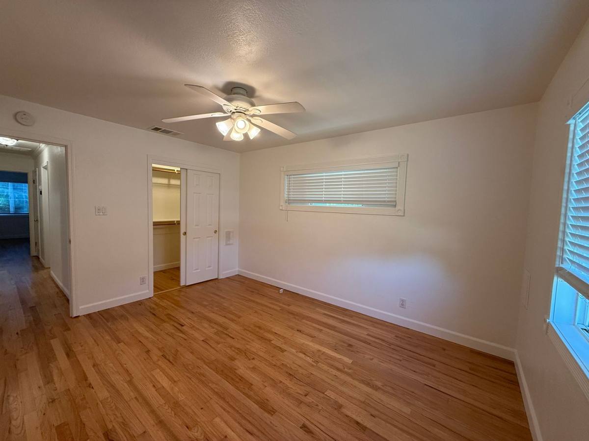 House for rent at 830 W Vine St, Lodi, CA 95240