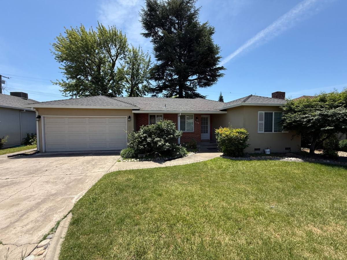 House for rent at 830 W Vine St, Lodi, CA 95240