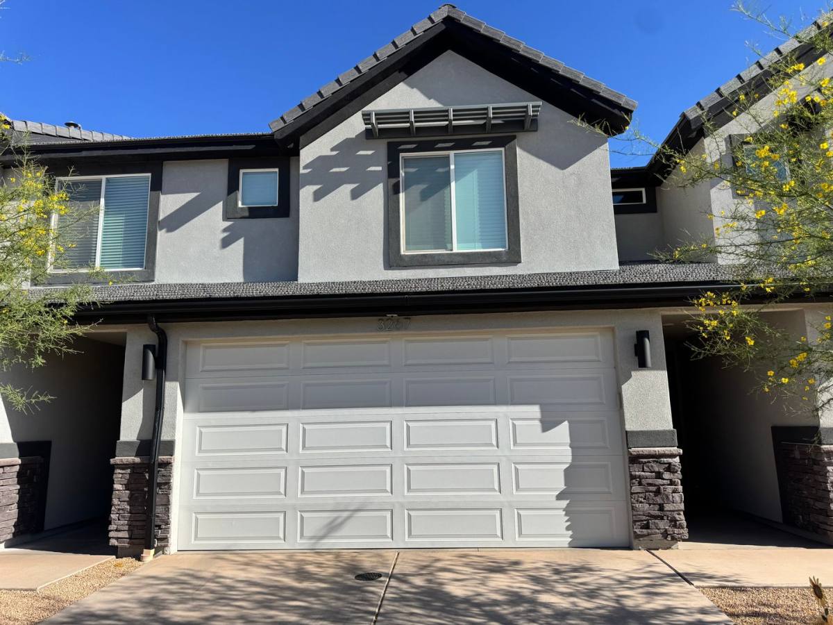 House for rent at 3267 E Labyrinth Point Circle, Washington, UT 84780