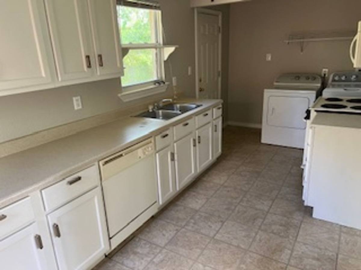 House for rent at 1412 Michial St, Denton, TX 76205