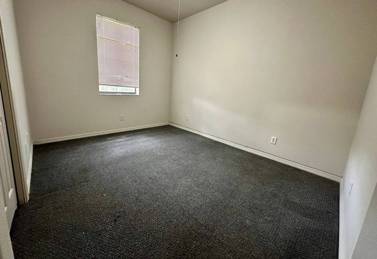 Townhouse for rent at 3619 W Reynolds St, Plant City, FL 33563