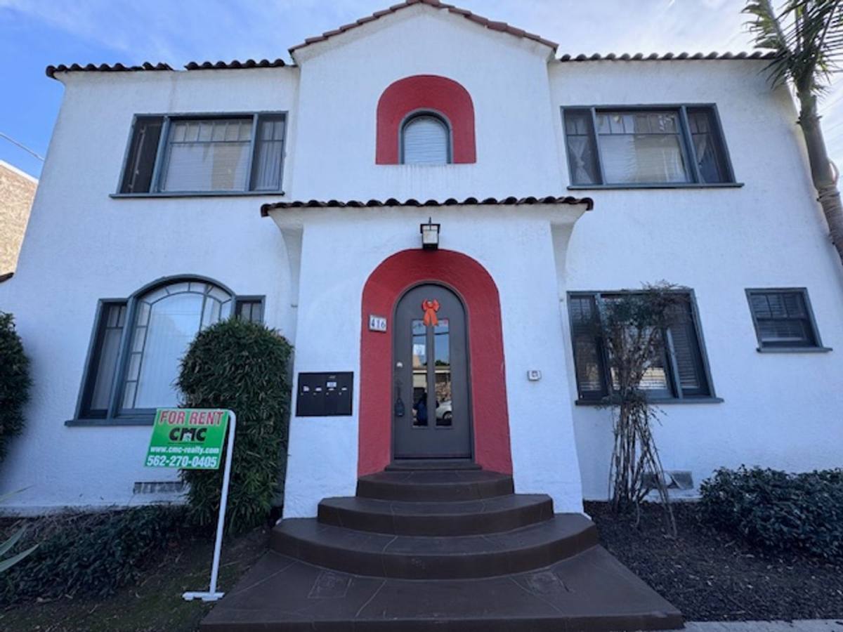 Apartment for rent at 416 W Burnett St, Long Beach, CA 90806