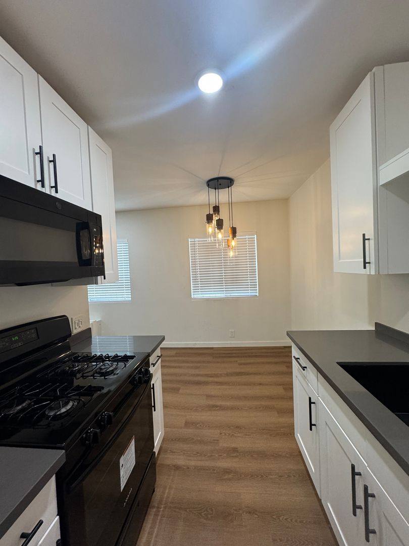 Apartment for rent at 7444 Haskell, Van Nuys, CA 91406