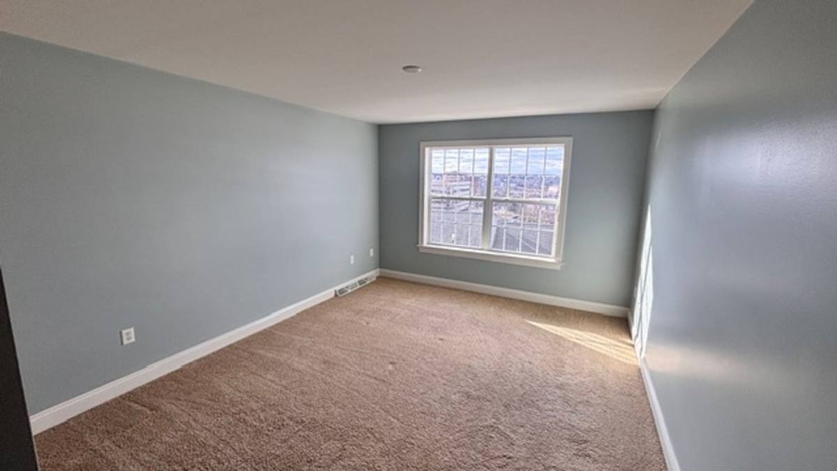 Townhouse for rent at 785 Oak Leaf Lane, Harrisburg, PA 17111