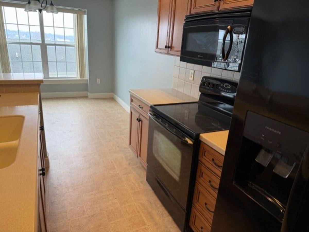 Townhouse for rent at 785 Oak Leaf Lane, Harrisburg, PA 17111