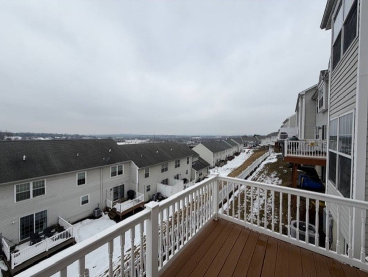 Townhouse for rent at 785 Oak Leaf Lane, Harrisburg, PA 17111