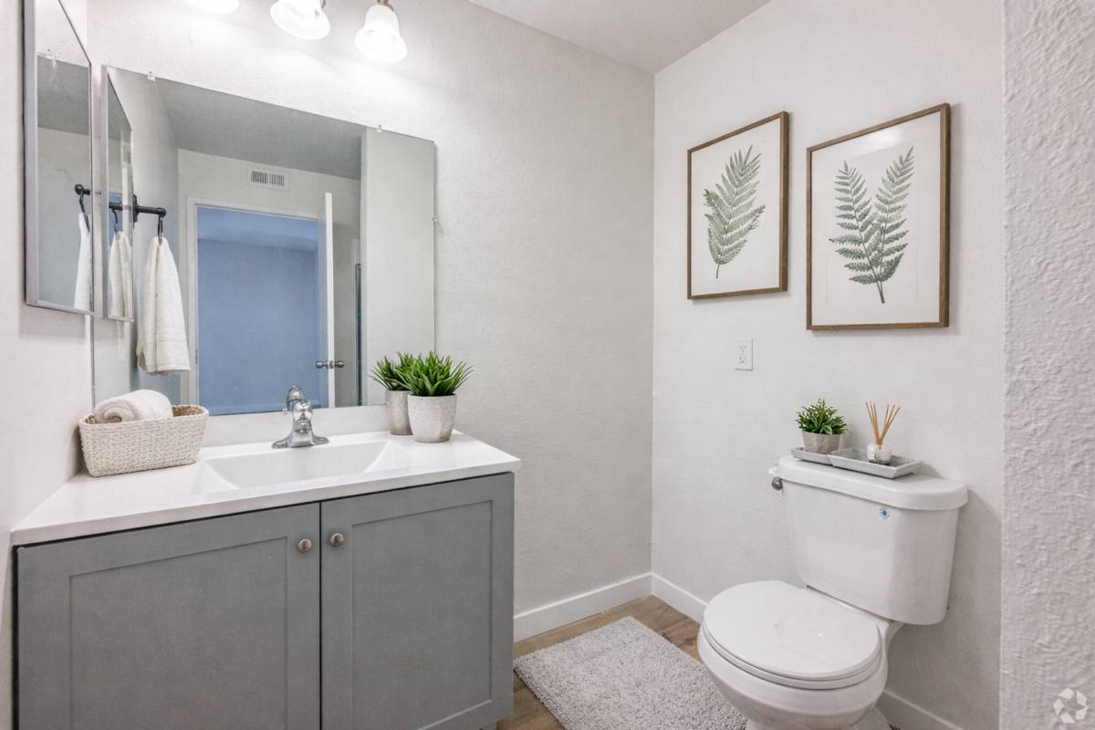 Apartment for rent at 8350 Gardendale St, Paramount, CA 90723