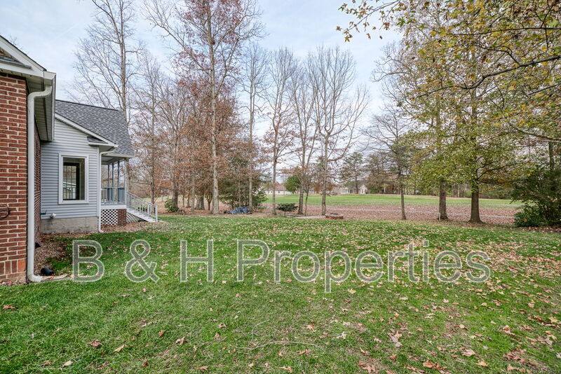 House for rent at 444 Ironwood Dr, Crossville, TN 38571