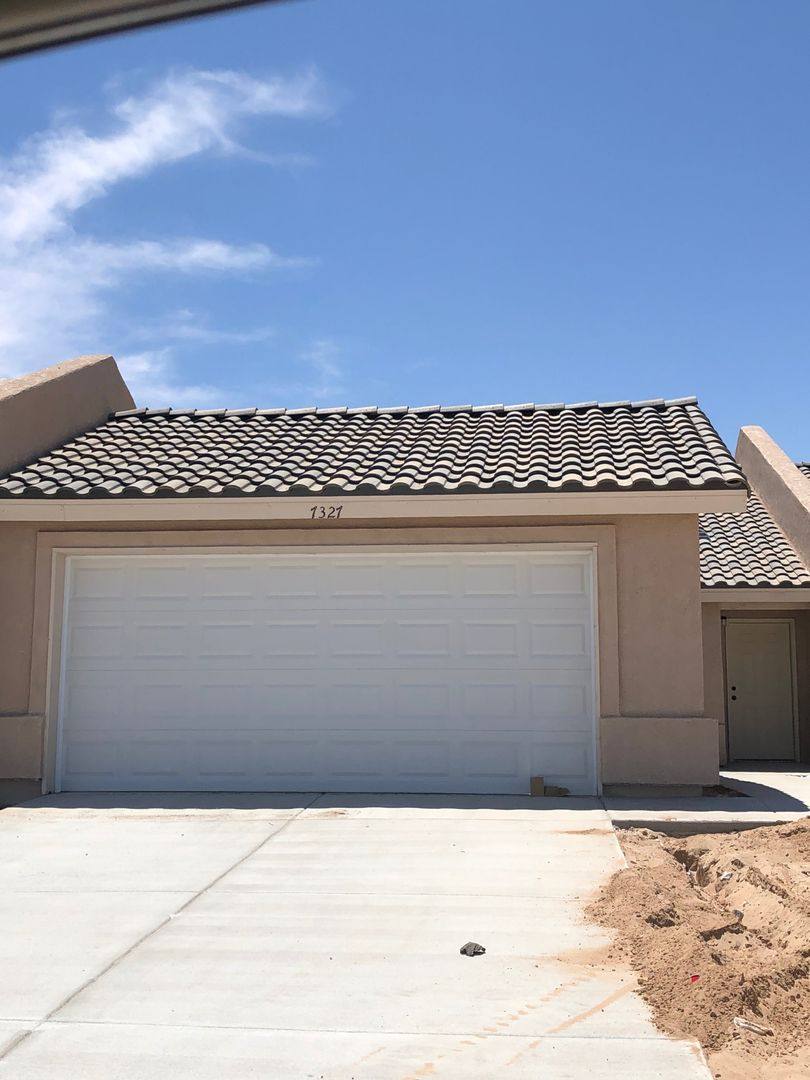 Townhouse for rent at 7327 E 39th St, Yuma, AZ 85365