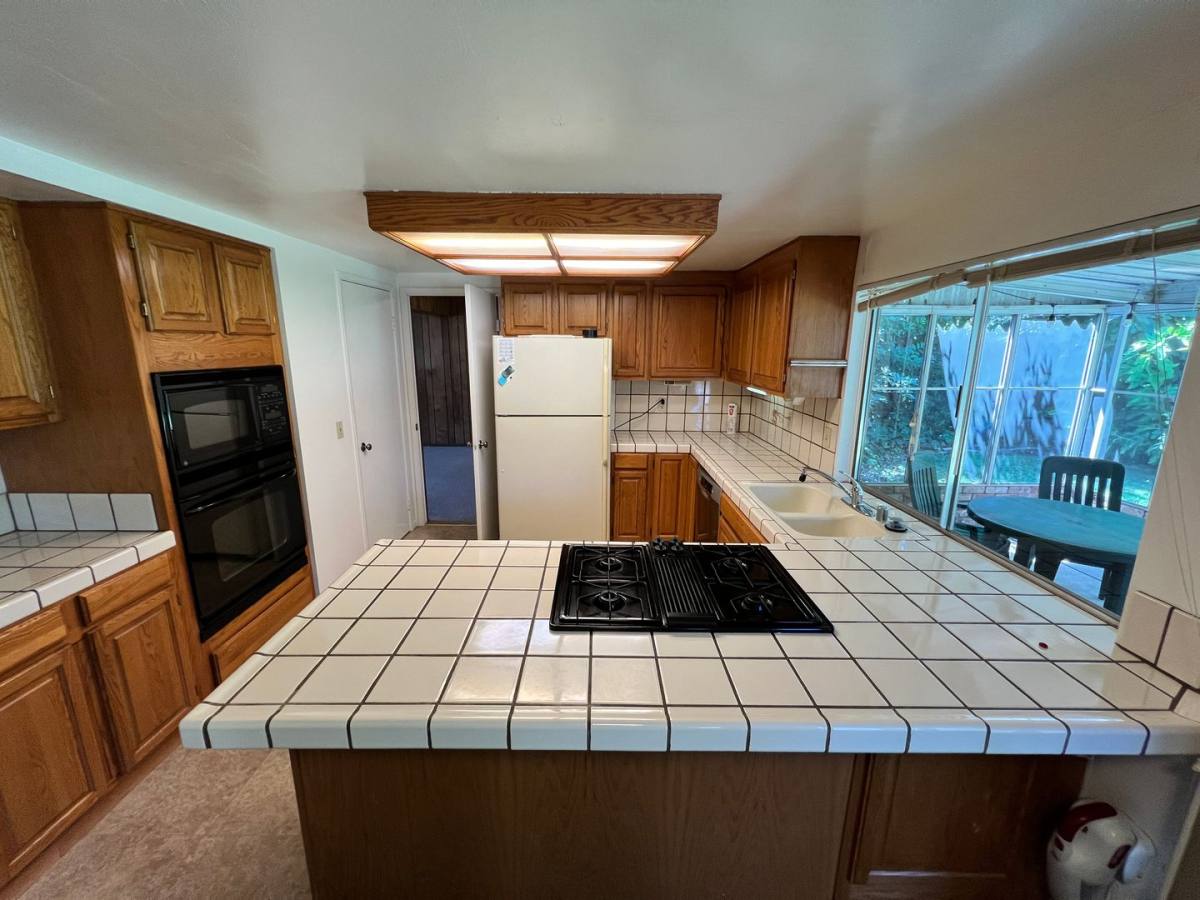 House for rent at 413 Del Oro Ave, Davis, CA 95616