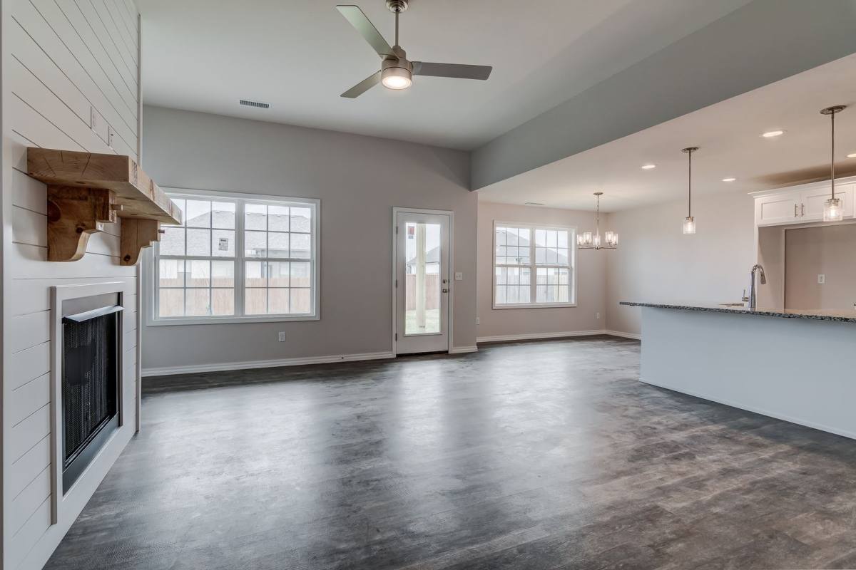 House for rent at 930 S Pindall Lane, Nixa, MO 65714